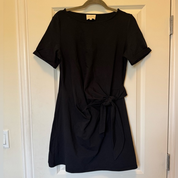 Sezane Pippa Short Black Tie-Waist Mini Dress - Picture 1 of 6